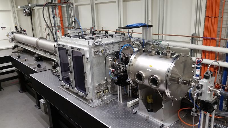 File:CMS beamline01.jpg
